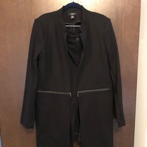 Stunning Alfani Size 16 Pants Suit
